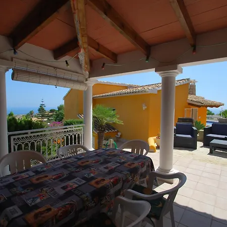 Villa Cumbre del Sol Villa *